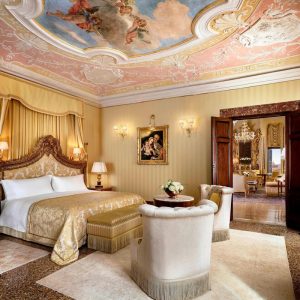 Voyagealitalienne Danieli chambre suite du Doge