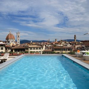 Voyagealitalienne Grand hotel de la Minerva piscine sur le toit