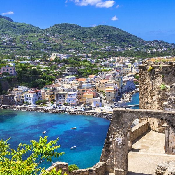 Merveilleuses îles de la baie de Naples