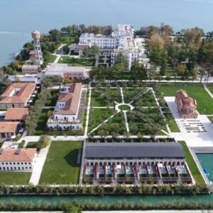 Voyagealitalienne JW Marriott isola delle rose