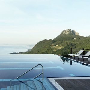 Voyagealitalienne Lefay Resort infinity pool 600