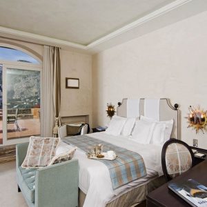 Voyagealitalienne Capri Punta Tragara chambre1200x800