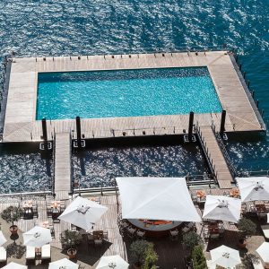 Voyagealitalienne GH Tremezzo piscine sur le lac